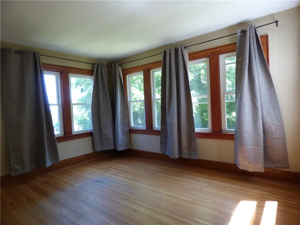 4891 West Ridge Road, Parma, New York 14559, Parma, New York 14559, 3 Bedrooms Bedrooms, 7 Rooms Rooms,1 BathroomBathrooms,Residential,For Sale,4891 West Ridge Road, Parma, New York 14559,R1625352