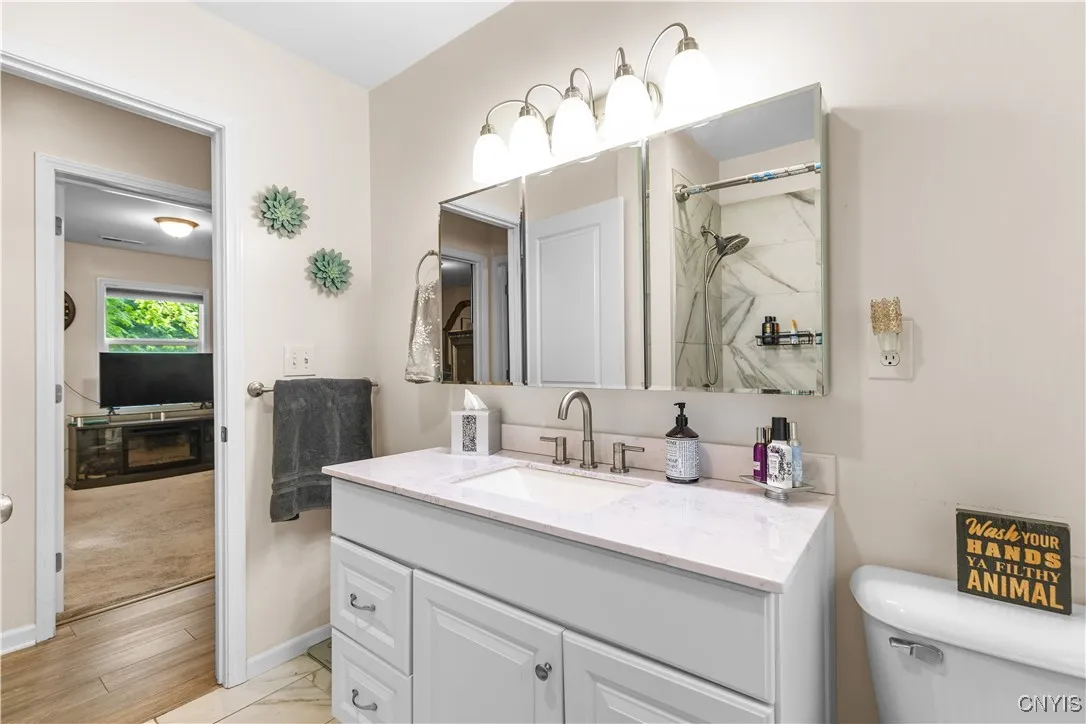 4 Oakdale Circle, Whitestown, New York 13492, Whitestown, New York 13492, 3 Bedrooms Bedrooms, 5 Rooms Rooms,1 BathroomBathrooms,Residential,For Sale,4 Oakdale Circle, Whitestown, New York 13492,S1625023