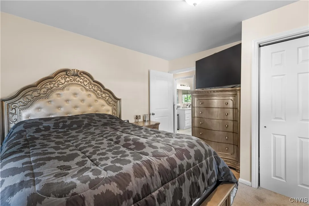 4 Oakdale Circle, Whitestown, New York 13492, Whitestown, New York 13492, 3 Bedrooms Bedrooms, 5 Rooms Rooms,1 BathroomBathrooms,Residential,For Sale,4 Oakdale Circle, Whitestown, New York 13492,S1625023