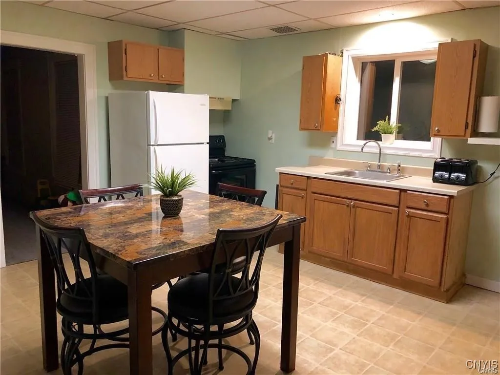 22 Wheeler Avenue, Cortland, New York 13045, Cortland, New York 13045, 3 Bedrooms Bedrooms, 6 Rooms Rooms,1 BathroomBathrooms,Residential Lease,For Rent,22 Wheeler Avenue, Cortland, New York 13045,S1625603