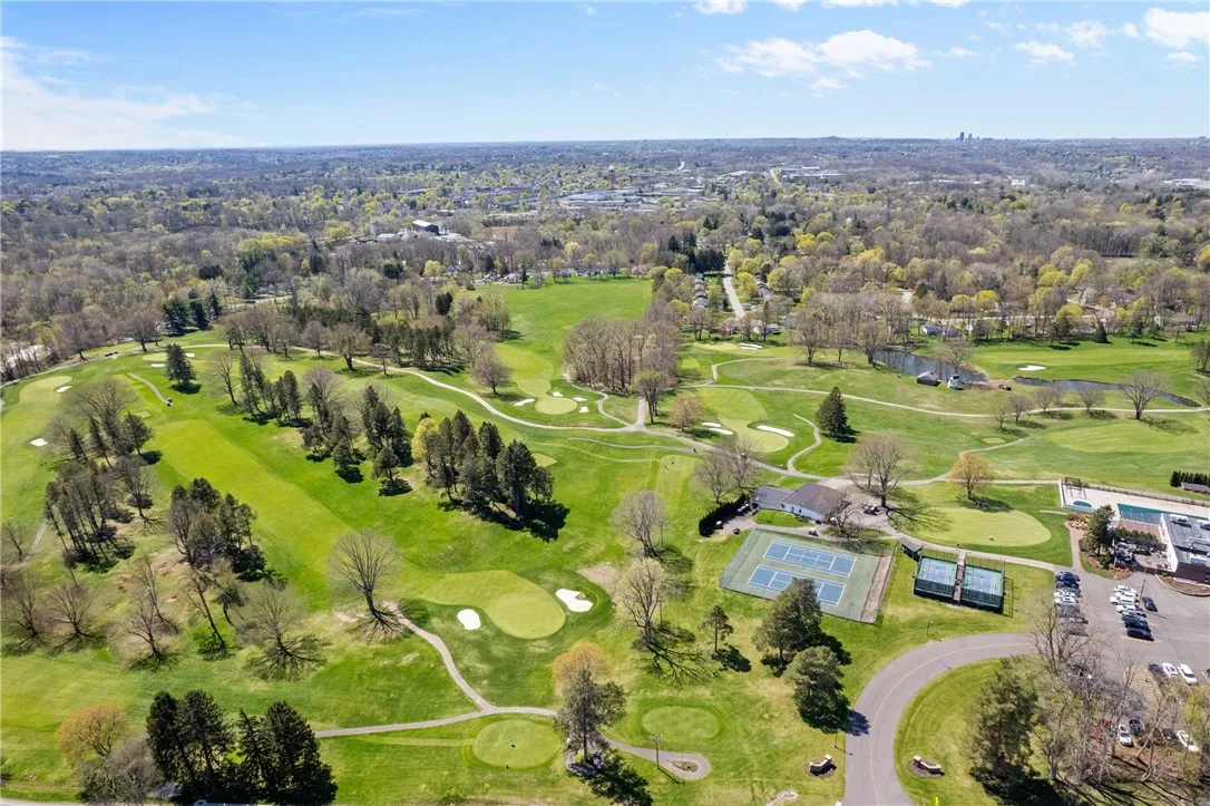 6 Eagle Hollow, Perinton, New York 14526, Perinton, New York 14526, 2 Bedrooms Bedrooms, 5 Rooms Rooms,2 BathroomsBathrooms,Residential,For Sale,6 Eagle Hollow, Perinton, New York 14526,R1624984