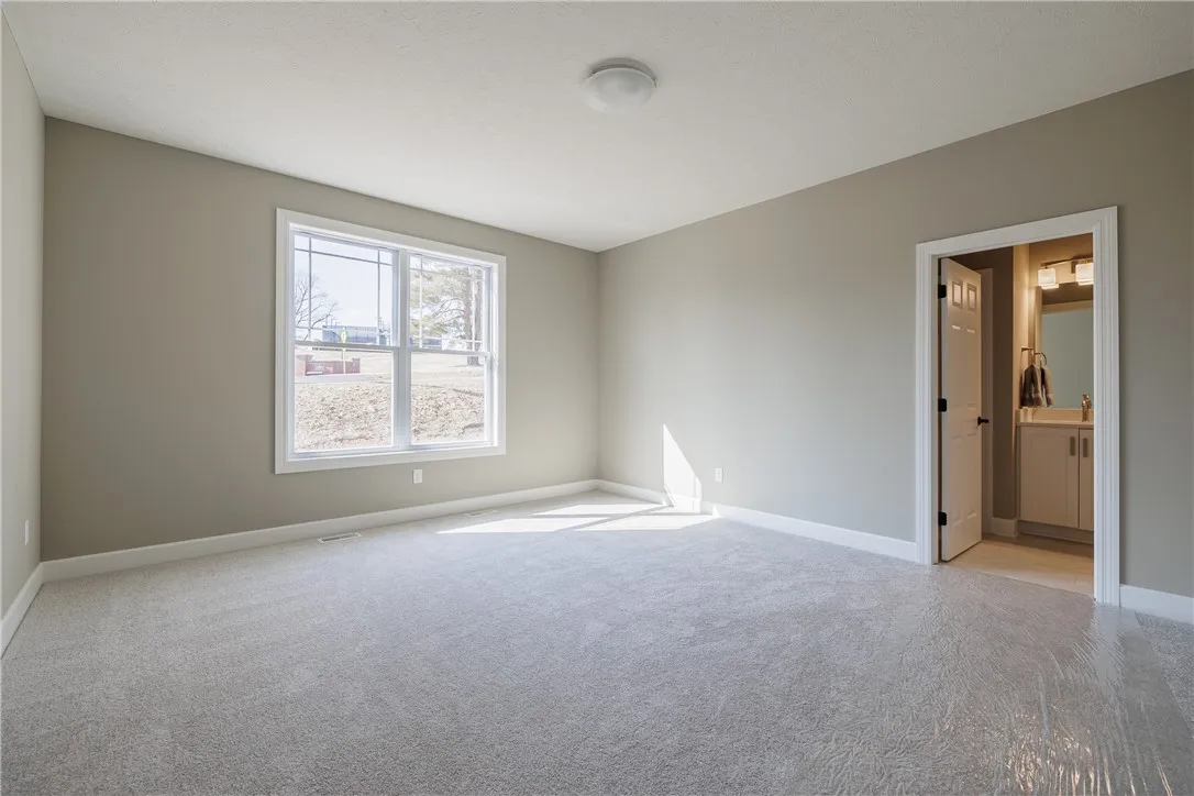 6 Eagle Hollow, Perinton, New York 14526, Perinton, New York 14526, 2 Bedrooms Bedrooms, 5 Rooms Rooms,2 BathroomsBathrooms,Residential,For Sale,6 Eagle Hollow, Perinton, New York 14526,R1624984