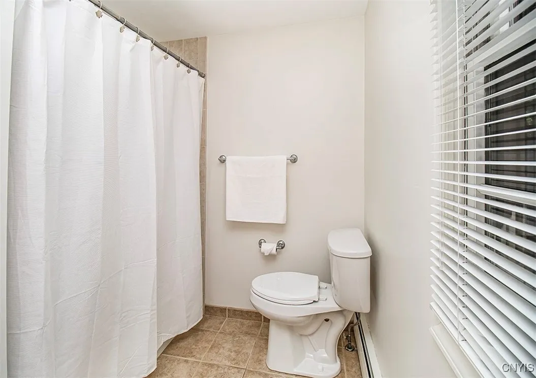 4852 Carey Drive, Manlius, New York 13104, Manlius, New York 13104, 4 Bedrooms Bedrooms, 13 Rooms Rooms,2 BathroomsBathrooms,Residential,For Sale,4852 Carey Drive, Manlius, New York 13104,S1625463