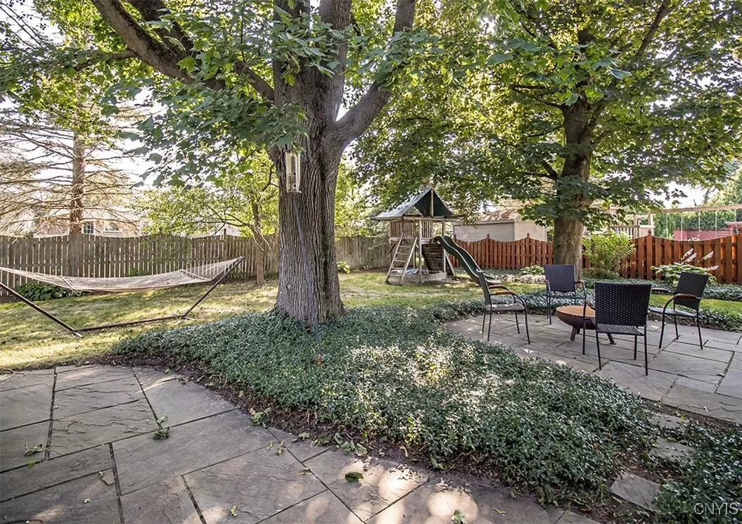 4852 Carey Drive, Manlius, New York 13104, Manlius, New York 13104, 4 Bedrooms Bedrooms, 13 Rooms Rooms,2 BathroomsBathrooms,Residential,For Sale,4852 Carey Drive, Manlius, New York 13104,S1625463