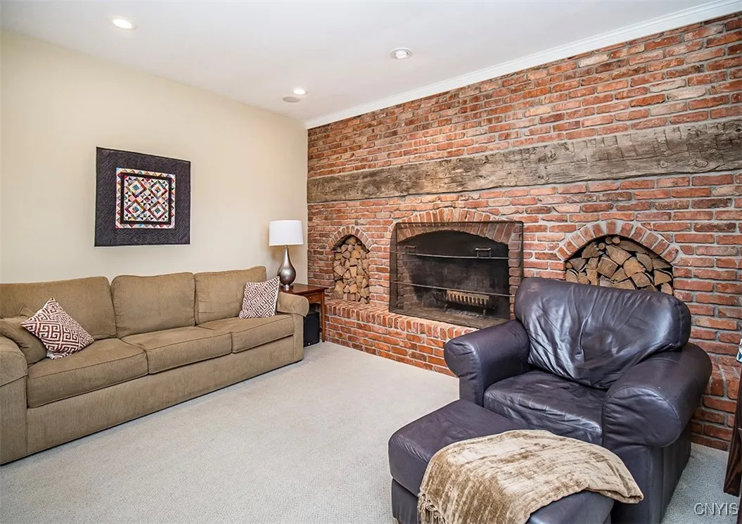 4852 Carey Drive, Manlius, New York 13104, Manlius, New York 13104, 4 Bedrooms Bedrooms, 13 Rooms Rooms,2 BathroomsBathrooms,Residential,For Sale,4852 Carey Drive, Manlius, New York 13104,S1625463