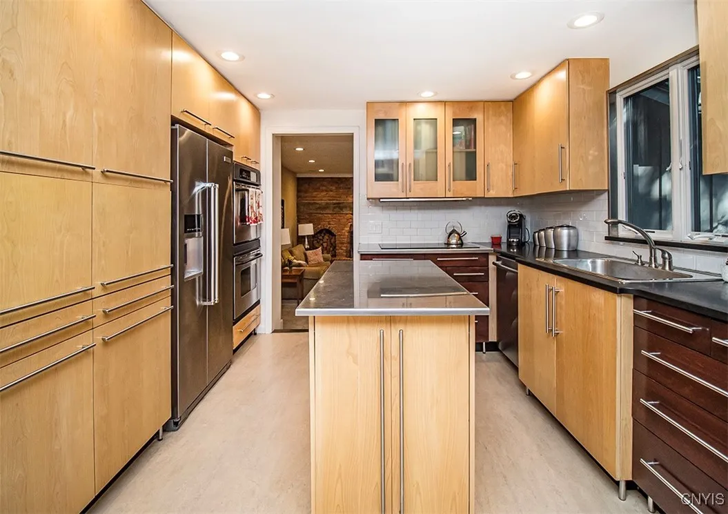 4852 Carey Drive, Manlius, New York 13104, Manlius, New York 13104, 4 Bedrooms Bedrooms, 13 Rooms Rooms,2 BathroomsBathrooms,Residential,For Sale,4852 Carey Drive, Manlius, New York 13104,S1625463
