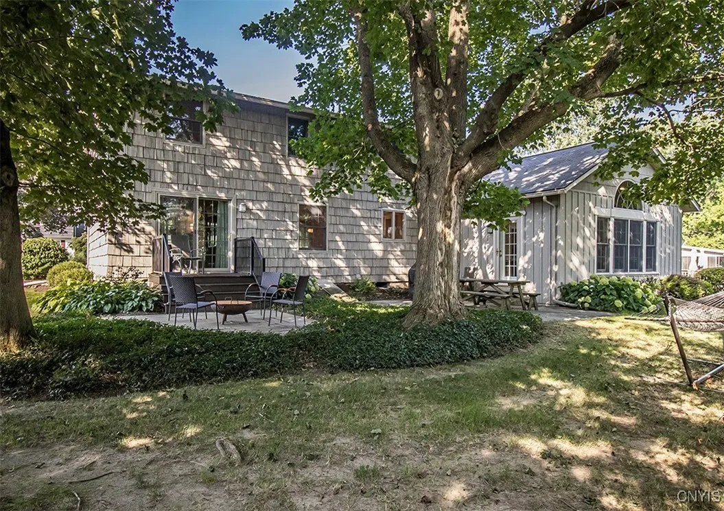 4852 Carey Drive, Manlius, New York 13104, Manlius, New York 13104, 4 Bedrooms Bedrooms, 13 Rooms Rooms,2 BathroomsBathrooms,Residential,For Sale,4852 Carey Drive, Manlius, New York 13104,S1625463