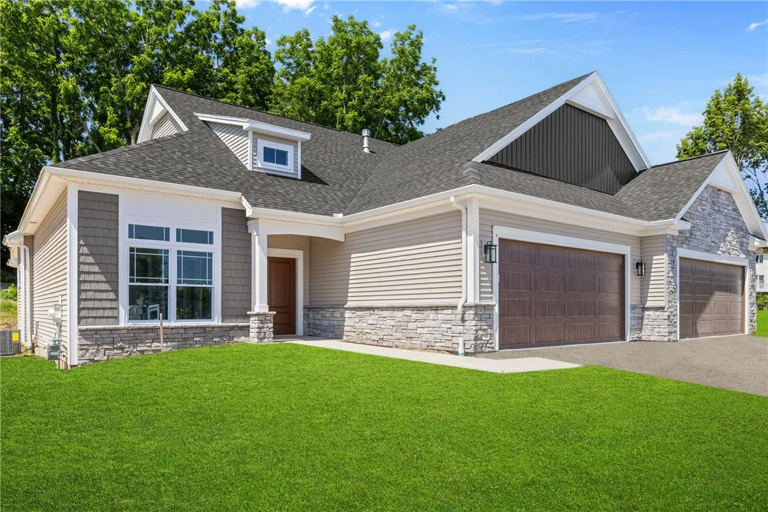 11 Eagle Hollow, Perinton, New York 14526, Perinton, New York 14526, 3 Bedrooms Bedrooms, 6 Rooms Rooms,2 BathroomsBathrooms,Residential,For Sale,11 Eagle Hollow, Perinton, New York 14526,R1625223
