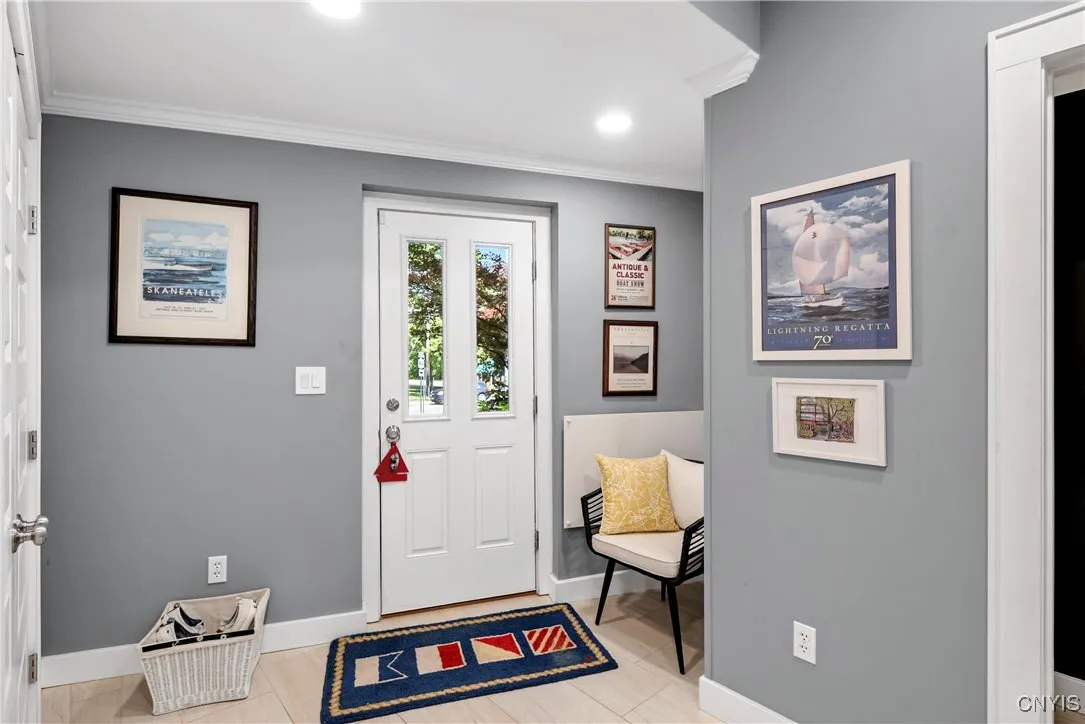 Front Entrance from Driveway to Mudroom