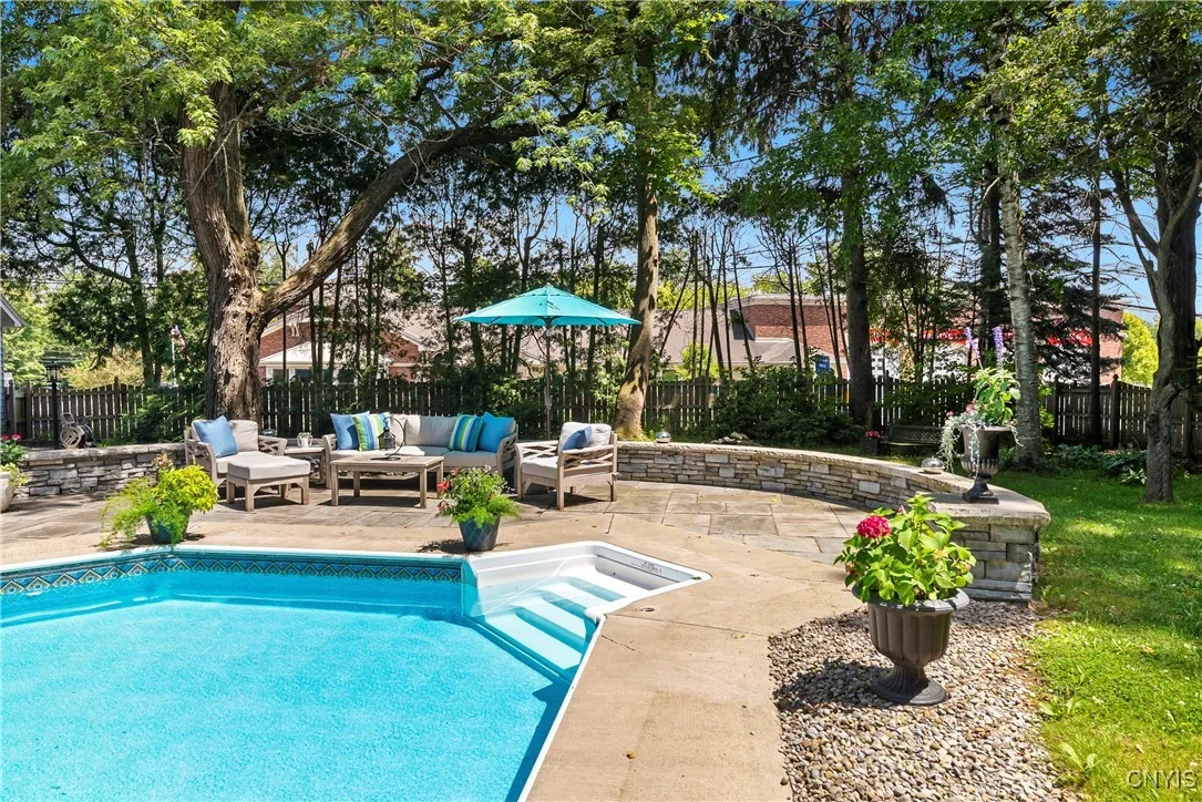 81 West Genesee Street, Skaneateles, New York 1315, Skaneateles, New York 13152, 4 Bedrooms Bedrooms, 12 Rooms Rooms,2 BathroomsBathrooms,Residential,For Sale,81 West Genesee Street, Skaneateles, New York 1315,S1620654