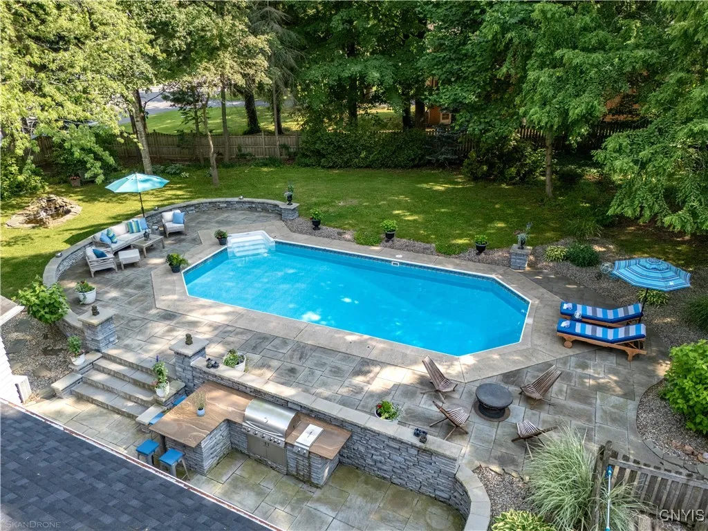 81 West Genesee Street, Skaneateles, New York 1315, Skaneateles, New York 13152, 4 Bedrooms Bedrooms, 12 Rooms Rooms,2 BathroomsBathrooms,Residential,For Sale,81 West Genesee Street, Skaneateles, New York 1315,S1620654