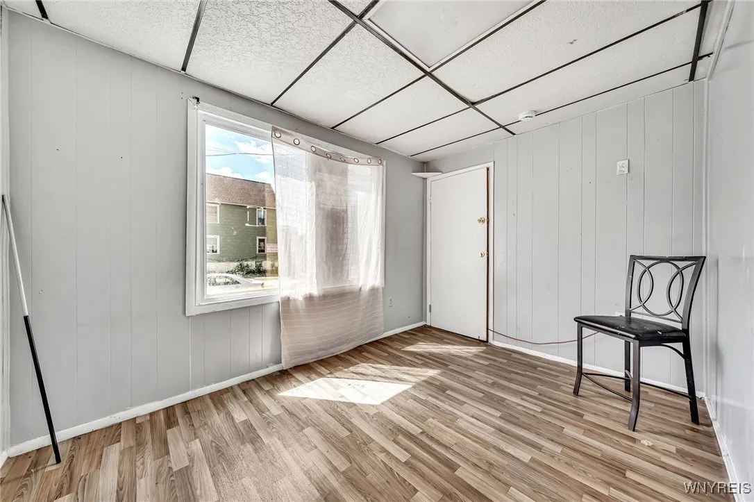 955 Tonawanda Street, Buffalo, New York 14207, Buffalo, New York 14207, 9 Bedrooms Bedrooms, ,4 BathroomsBathrooms,Residential,For Sale,955 Tonawanda Street, Buffalo, New York 14207,B1623648