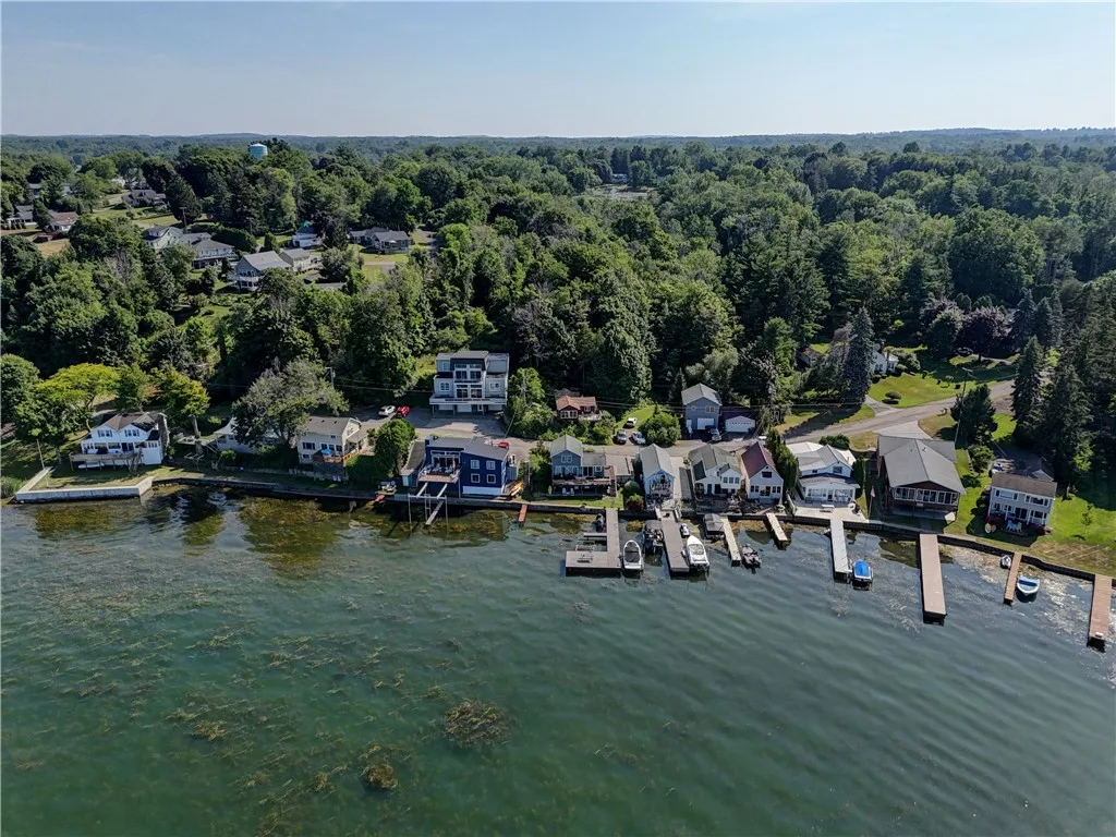 8258 S Shore Road, Sodus, New York 14555, Sodus, New York 14555, 1 Bedroom Bedrooms, 3 Rooms Rooms,1 BathroomBathrooms,Residential,For Sale,8258 S Shore Road, Sodus, New York 14555,R1625384