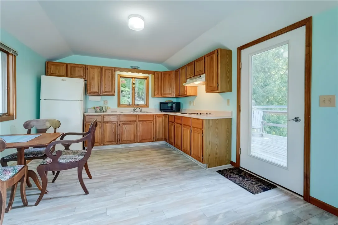 8258 S Shore Road, Sodus, New York 14555, Sodus, New York 14555, 1 Bedroom Bedrooms, 3 Rooms Rooms,1 BathroomBathrooms,Residential,For Sale,8258 S Shore Road, Sodus, New York 14555,R1625384