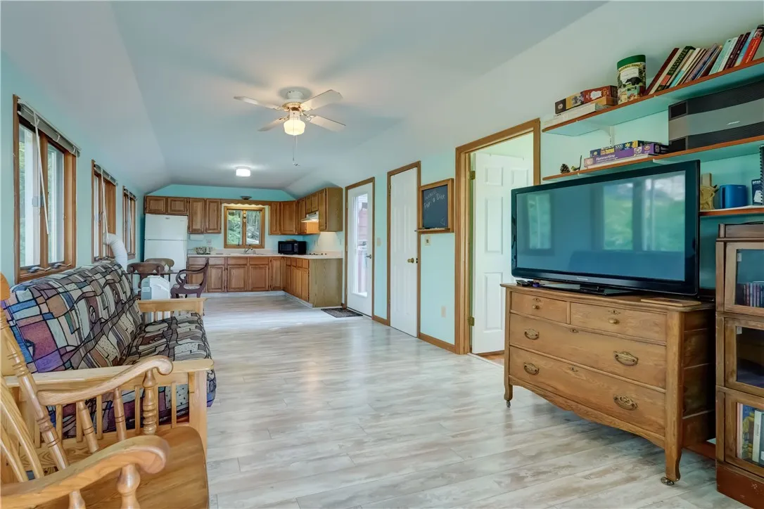 8258 S Shore Road, Sodus, New York 14555, Sodus, New York 14555, 1 Bedroom Bedrooms, 3 Rooms Rooms,1 BathroomBathrooms,Residential,For Sale,8258 S Shore Road, Sodus, New York 14555,R1625384