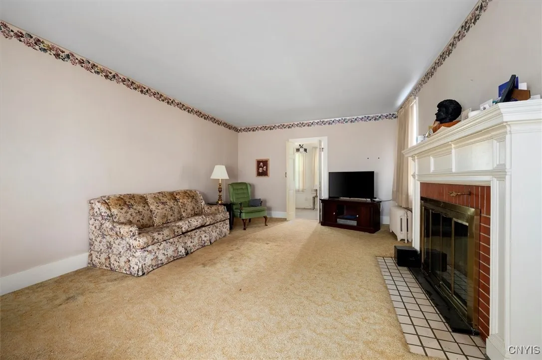 23 Bonnie Brae, Utica, New York 13501, Utica, New York 13501, 4 Bedrooms Bedrooms, 13 Rooms Rooms,1 BathroomBathrooms,Residential,For Sale,23 Bonnie Brae, Utica, New York 13501,S1625438