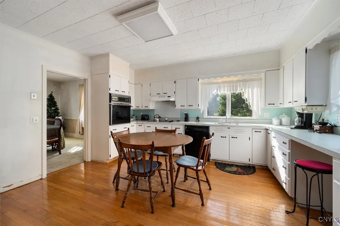23 Bonnie Brae, Utica, New York 13501, Utica, New York 13501, 4 Bedrooms Bedrooms, 13 Rooms Rooms,1 BathroomBathrooms,Residential,For Sale,23 Bonnie Brae, Utica, New York 13501,S1625438