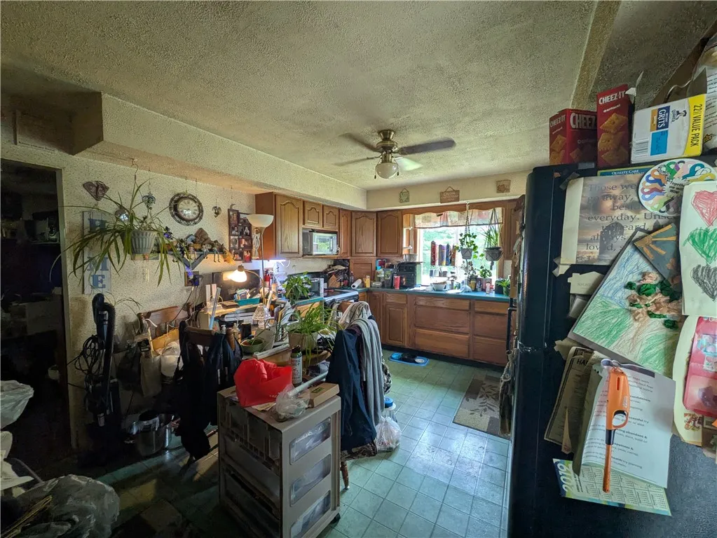 117 Pear Street, Bradford Town, Pennsylvania 16701, Bradford Town, Pennsylvania 16701, 4 Bedrooms Bedrooms, 8 Rooms Rooms,1 BathroomBathrooms,Residential,For Sale,117 Pear Street, Bradford Town, Pennsylvania 16701,R1625452