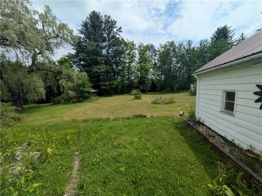 117 Pear Street, Bradford Town, Pennsylvania 16701, Bradford Town, Pennsylvania 16701, 4 Bedrooms Bedrooms, 8 Rooms Rooms,1 BathroomBathrooms,Residential,For Sale,117 Pear Street, Bradford Town, Pennsylvania 16701,R1625452