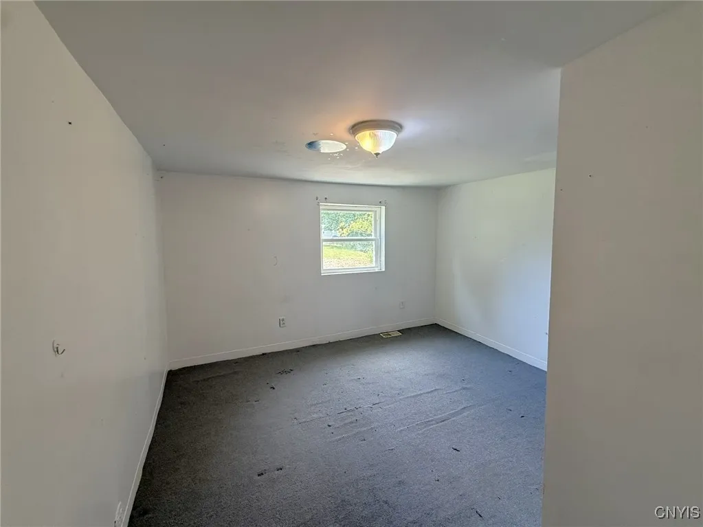 9394 Brewerton Road, Cicero, New York 13029, Cicero, New York 13029, 2 Bedrooms Bedrooms, 6 Rooms Rooms,1 BathroomBathrooms,Residential,For Sale,9394 Brewerton Road, Cicero, New York 13029,S1624319