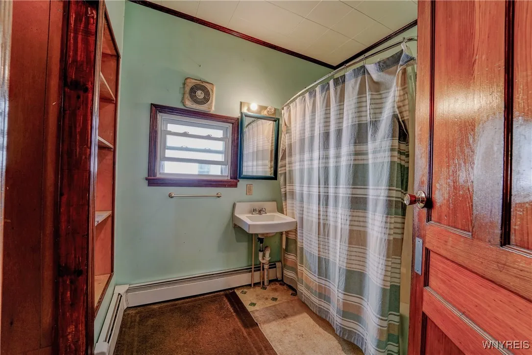 25 East Talcott Street, Dunkirk, New York 14048, Dunkirk, New York 14048, 3 Bedrooms Bedrooms, ,2 BathroomsBathrooms,Residential,For Sale,25 East Talcott Street, Dunkirk, New York 14048,B1625609