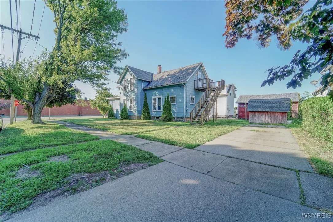 25 East Talcott Street, Dunkirk, New York 14048, Dunkirk, New York 14048, 3 Bedrooms Bedrooms, ,2 BathroomsBathrooms,Residential,For Sale,25 East Talcott Street, Dunkirk, New York 14048,B1625609