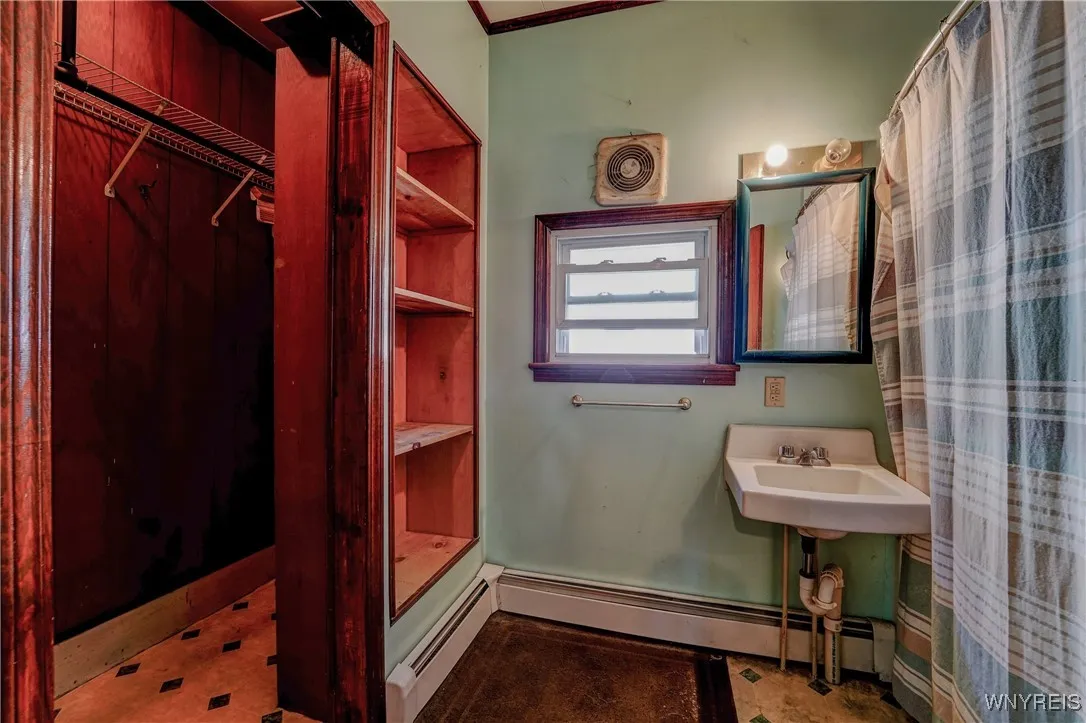 25 East Talcott Street, Dunkirk, New York 14048, Dunkirk, New York 14048, 3 Bedrooms Bedrooms, ,2 BathroomsBathrooms,Residential,For Sale,25 East Talcott Street, Dunkirk, New York 14048,B1625609