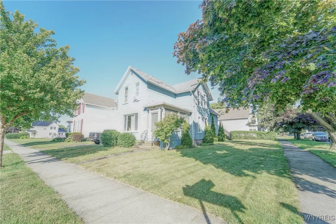 25 East Talcott Street, Dunkirk, New York 14048, Dunkirk, New York 14048, 3 Bedrooms Bedrooms, ,2 BathroomsBathrooms,Residential,For Sale,25 East Talcott Street, Dunkirk, New York 14048,B1625609