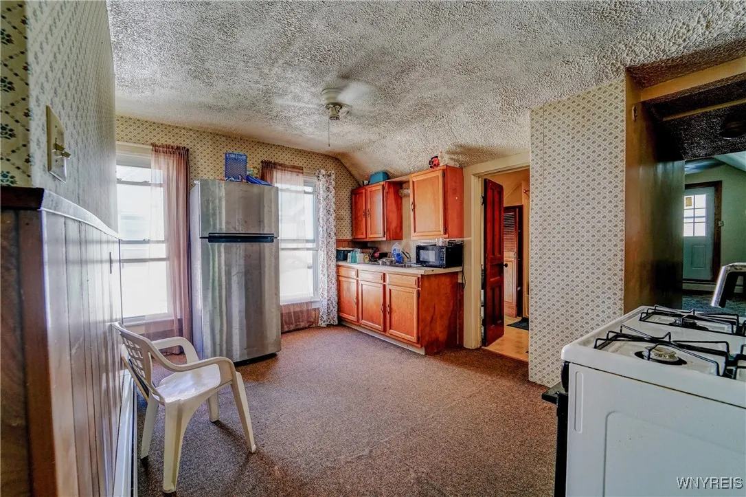 25 East Talcott Street, Dunkirk, New York 14048, Dunkirk, New York 14048, 3 Bedrooms Bedrooms, ,2 BathroomsBathrooms,Residential,For Sale,25 East Talcott Street, Dunkirk, New York 14048,B1625609