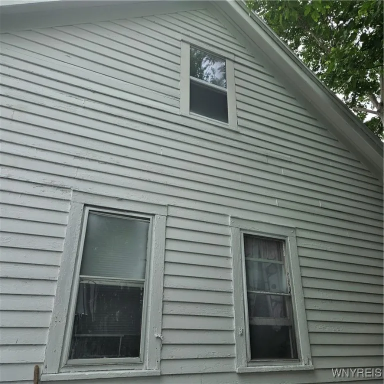 164 Millicent Ave Avenue, Buffalo, New York 14215, Buffalo, New York 14215, 3 Bedrooms Bedrooms, 6 Rooms Rooms,1 BathroomBathrooms,Residential,For Sale,164 Millicent Ave Avenue, Buffalo, New York 14215,B1625503