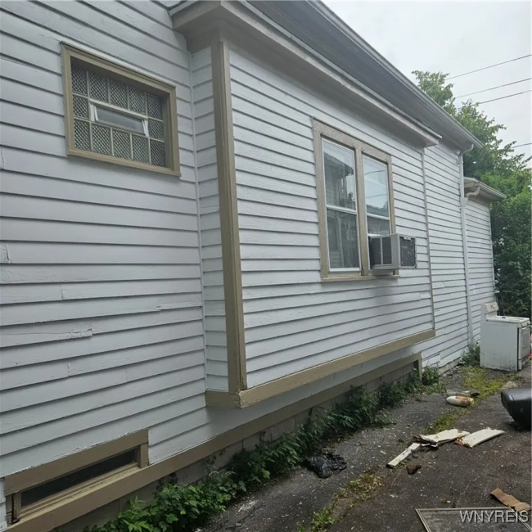 164 Millicent Ave Avenue, Buffalo, New York 14215, Buffalo, New York 14215, 3 Bedrooms Bedrooms, 6 Rooms Rooms,1 BathroomBathrooms,Residential,For Sale,164 Millicent Ave Avenue, Buffalo, New York 14215,B1625503