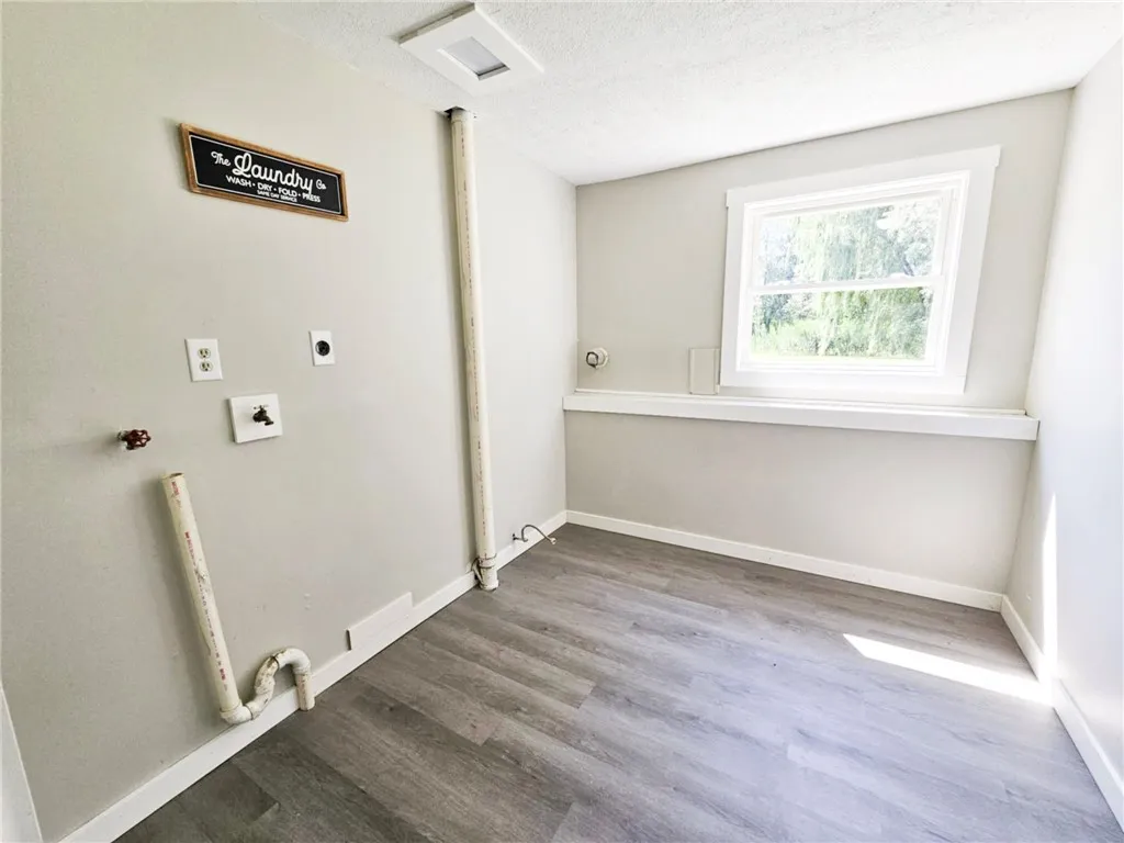 861 Filkins Road, Arcadia, New York 14513, Arcadia, New York 14513, 4 Bedrooms Bedrooms, 10 Rooms Rooms,1 BathroomBathrooms,Residential,For Sale,861 Filkins Road, Arcadia, New York 14513,R1625435
