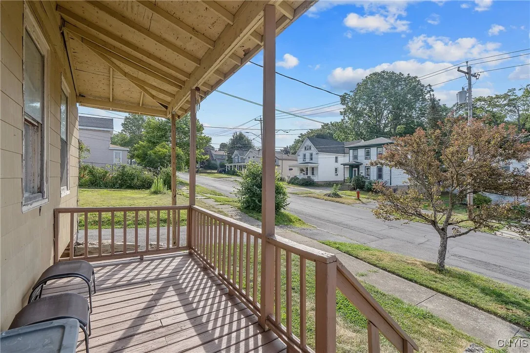 117 West Schuyler Street, Oswego, New York 13126, Oswego, New York 13126, 3 Bedrooms Bedrooms, 5 Rooms Rooms,1 BathroomBathrooms,Residential Lease,For Rent,117 West Schuyler Street, Oswego, New York 13126,S1625563