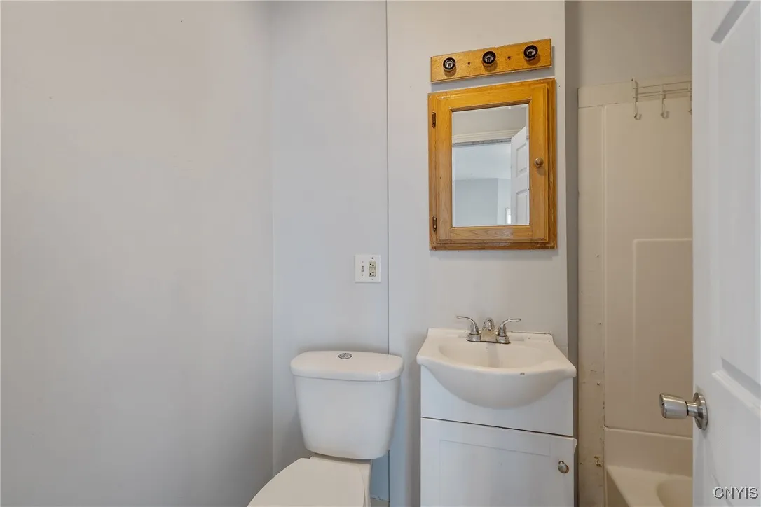 117 West Schuyler Street, Oswego, New York 13126, Oswego, New York 13126, 3 Bedrooms Bedrooms, 5 Rooms Rooms,1 BathroomBathrooms,Residential Lease,For Rent,117 West Schuyler Street, Oswego, New York 13126,S1625563