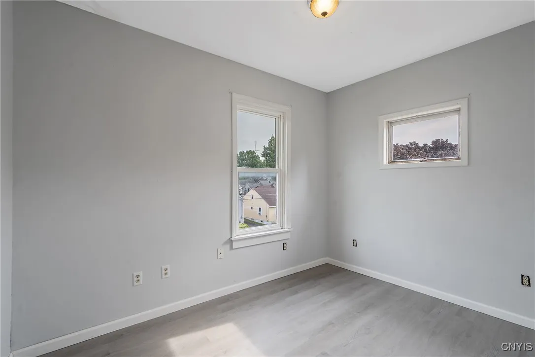 117 West Schuyler Street, Oswego, New York 13126, Oswego, New York 13126, 3 Bedrooms Bedrooms, 5 Rooms Rooms,1 BathroomBathrooms,Residential Lease,For Rent,117 West Schuyler Street, Oswego, New York 13126,S1625563