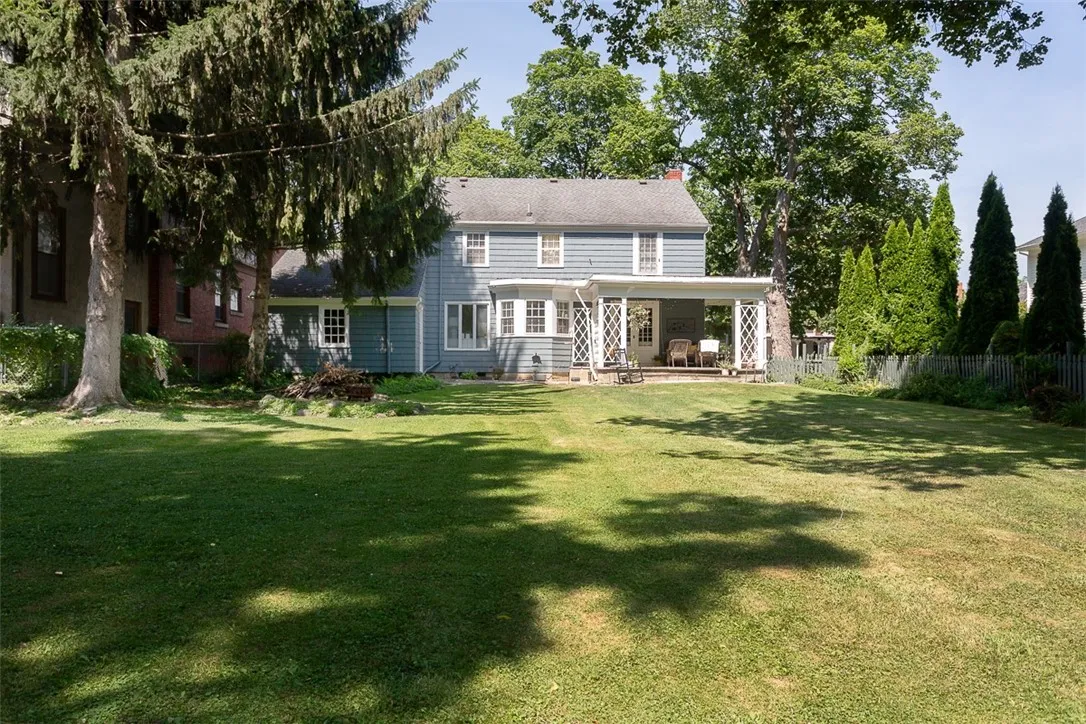 19 Main Street, Geneseo, New York 14454, Geneseo, New York 14454, 3 Bedrooms Bedrooms, 8 Rooms Rooms,3 BathroomsBathrooms,Residential,Closed,19 Main Street, Geneseo, New York 14454,0,R1624934