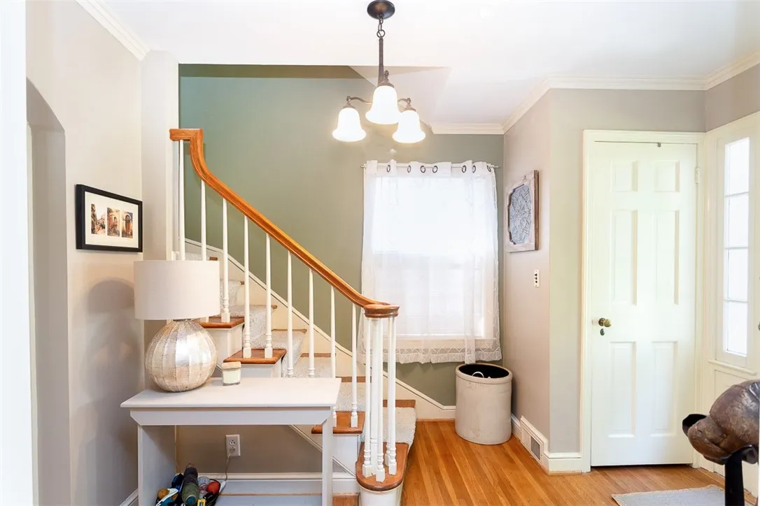 19 Main Street, Geneseo, New York 14454, Geneseo, New York 14454, 3 Bedrooms Bedrooms, 8 Rooms Rooms,3 BathroomsBathrooms,Residential,Closed,19 Main Street, Geneseo, New York 14454,0,R1624934