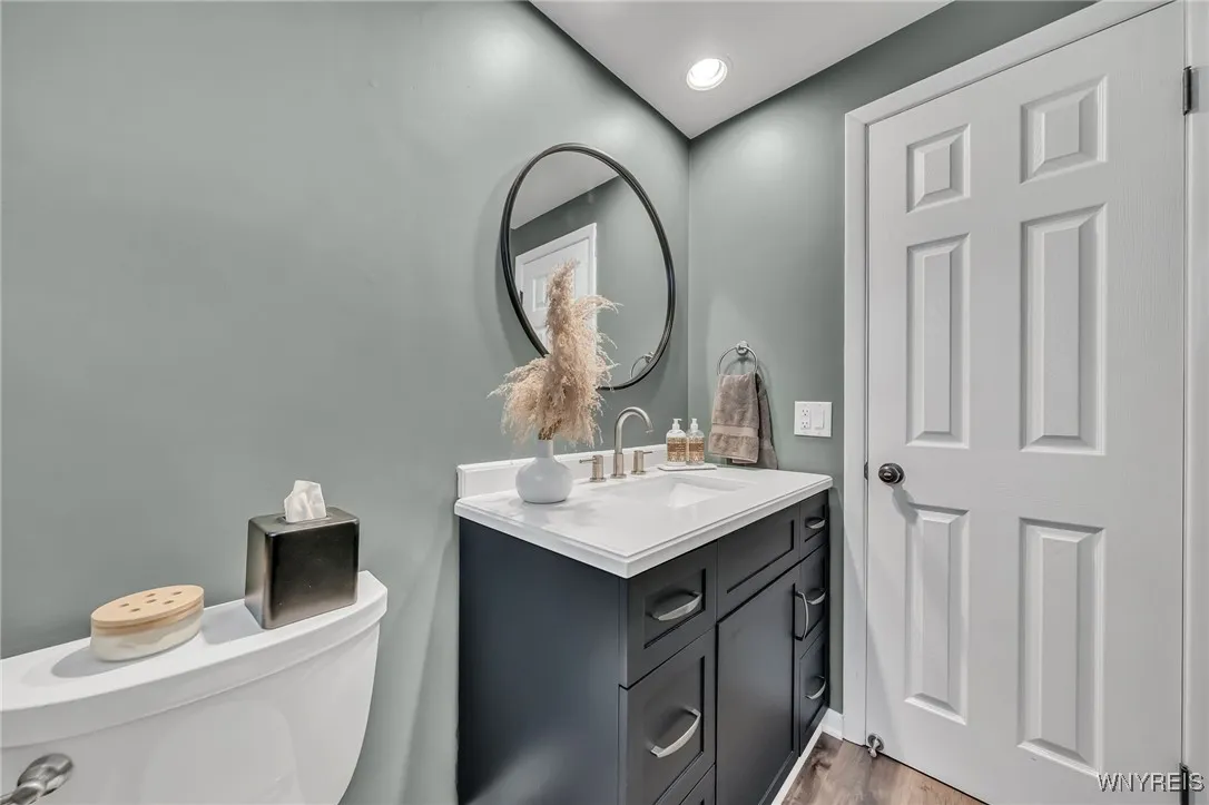 19 Countryside Court, Amherst, New York 14221, Amherst, New York 14221, 4 Bedrooms Bedrooms, 9 Rooms Rooms,1 BathroomBathrooms,Residential,For Sale,19 Countryside Court, Amherst, New York 14221,B1625357
