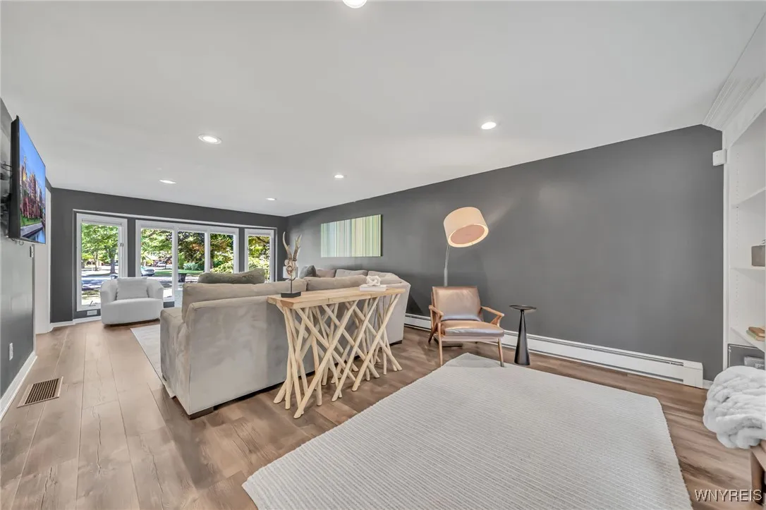 19 Countryside Court, Amherst, New York 14221, Amherst, New York 14221, 4 Bedrooms Bedrooms, 9 Rooms Rooms,1 BathroomBathrooms,Residential,For Sale,19 Countryside Court, Amherst, New York 14221,B1625357