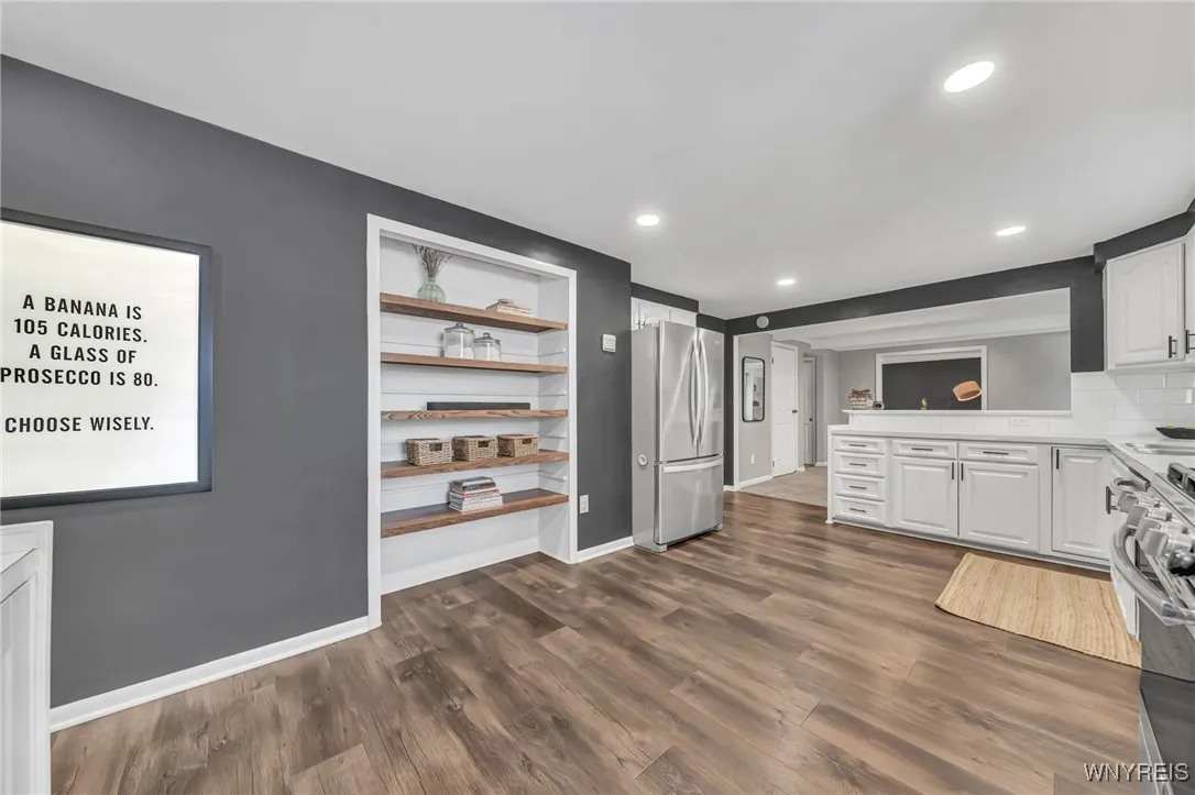 19 Countryside Court, Amherst, New York 14221, Amherst, New York 14221, 4 Bedrooms Bedrooms, 9 Rooms Rooms,1 BathroomBathrooms,Residential,For Sale,19 Countryside Court, Amherst, New York 14221,B1625357