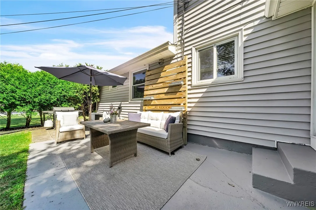19 Countryside Court, Amherst, New York 14221, Amherst, New York 14221, 4 Bedrooms Bedrooms, 9 Rooms Rooms,1 BathroomBathrooms,Residential,For Sale,19 Countryside Court, Amherst, New York 14221,B1625357