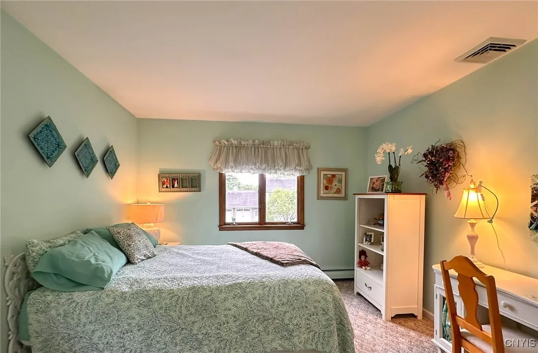 7 Symphony Place, Whitestown, New York 13492, Whitestown, New York 13492, 3 Bedrooms Bedrooms, 9 Rooms Rooms,2 BathroomsBathrooms,Residential,Closed,7 Symphony Place, Whitestown, New York 13492,0,S1625627