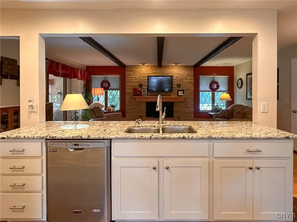 7 Symphony Place, Whitestown, New York 13492, Whitestown, New York 13492, 3 Bedrooms Bedrooms, 9 Rooms Rooms,2 BathroomsBathrooms,Residential,Closed,7 Symphony Place, Whitestown, New York 13492,0,S1625627