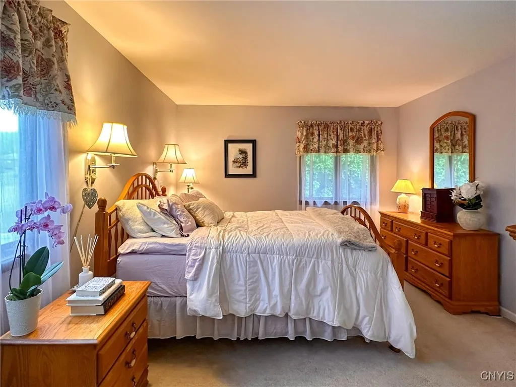 7 Symphony Place, Whitestown, New York 13492, Whitestown, New York 13492, 3 Bedrooms Bedrooms, 9 Rooms Rooms,2 BathroomsBathrooms,Residential,Closed,7 Symphony Place, Whitestown, New York 13492,0,S1625627