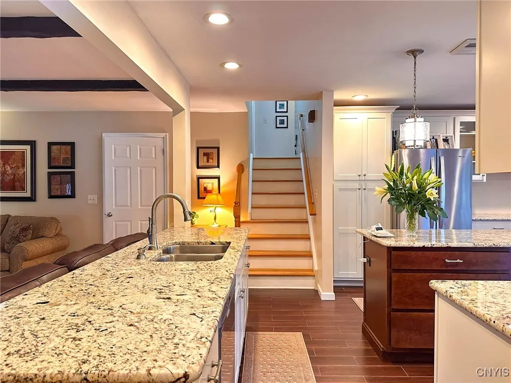 7 Symphony Place, Whitestown, New York 13492, Whitestown, New York 13492, 3 Bedrooms Bedrooms, 9 Rooms Rooms,2 BathroomsBathrooms,Residential,Closed,7 Symphony Place, Whitestown, New York 13492,0,S1625627