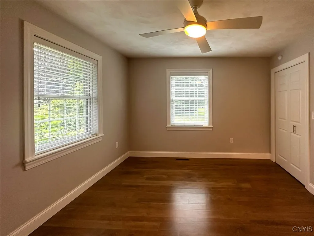 97 1/2 Sanger Avenue, New Hartford, New York 13413, New Hartford, New York 13413, 3 Bedrooms Bedrooms, 7 Rooms Rooms,2 BathroomsBathrooms,Residential Lease,For Rent,97 1/2 Sanger Avenue, New Hartford, New York 13413,S1625625