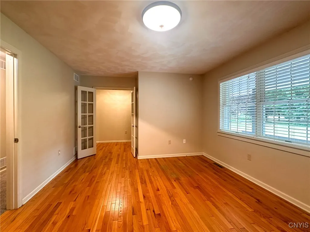 97 1/2 Sanger Avenue, New Hartford, New York 13413, New Hartford, New York 13413, 3 Bedrooms Bedrooms, 7 Rooms Rooms,2 BathroomsBathrooms,Residential Lease,For Rent,97 1/2 Sanger Avenue, New Hartford, New York 13413,S1625625
