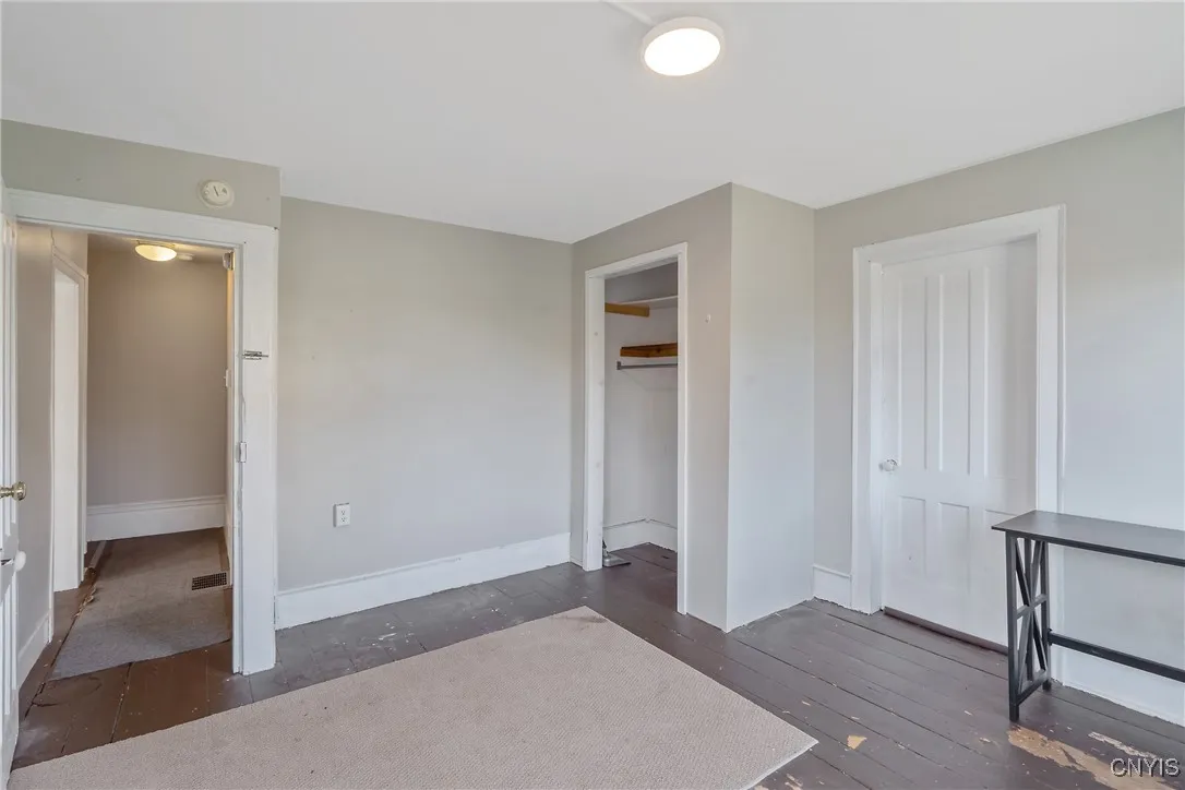 4 Porter Street, Oswego, New York 13126, Oswego, New York 13126, 4 Bedrooms Bedrooms, 6 Rooms Rooms,1 BathroomBathrooms,Residential Lease,For Rent,4 Porter Street, Oswego, New York 13126,S1625564