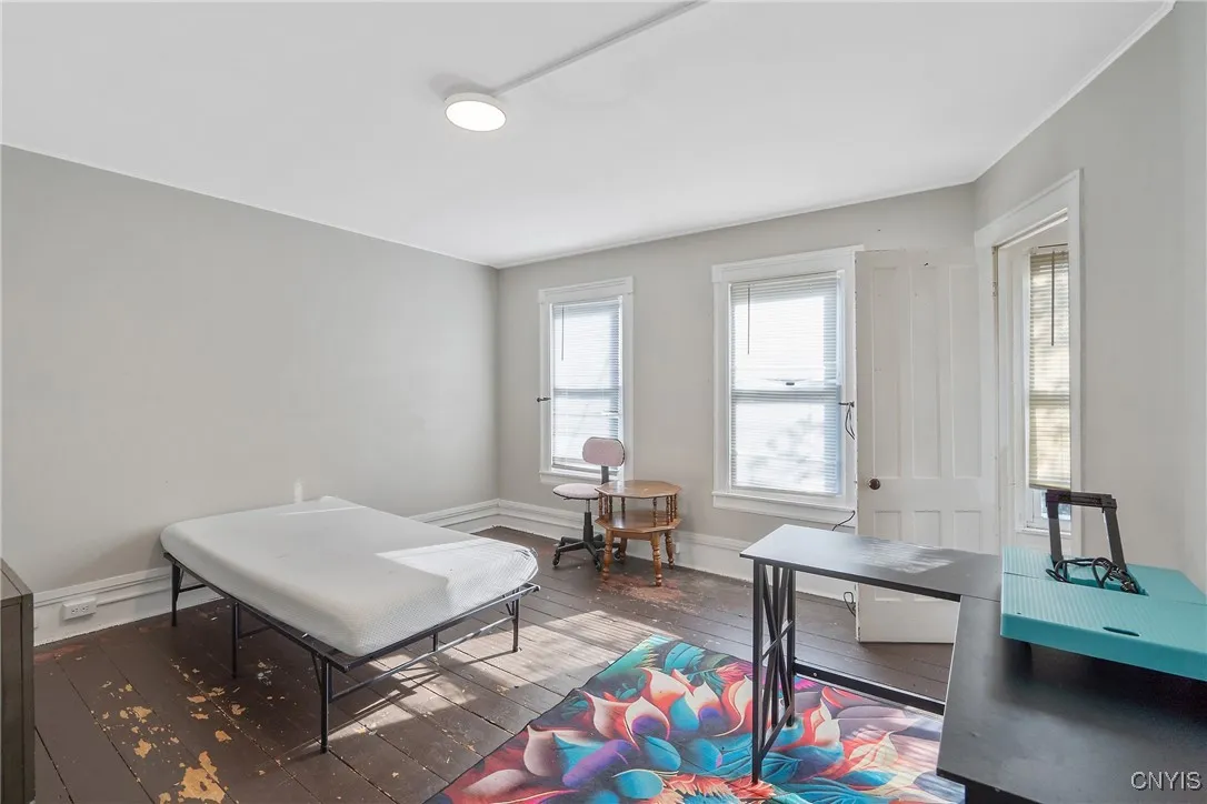 4 Porter Street, Oswego, New York 13126, Oswego, New York 13126, 4 Bedrooms Bedrooms, 6 Rooms Rooms,1 BathroomBathrooms,Residential Lease,For Rent,4 Porter Street, Oswego, New York 13126,S1625564