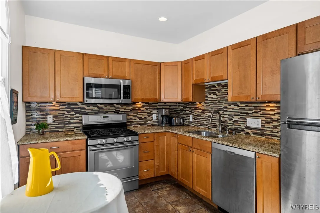 161 Mariner Street, Buffalo, New York 14201, Buffalo, New York 14201, 3 Bedrooms Bedrooms, 7 Rooms Rooms,2 BathroomsBathrooms,Residential,For Sale,161 Mariner Street, Buffalo, New York 14201,B1625338